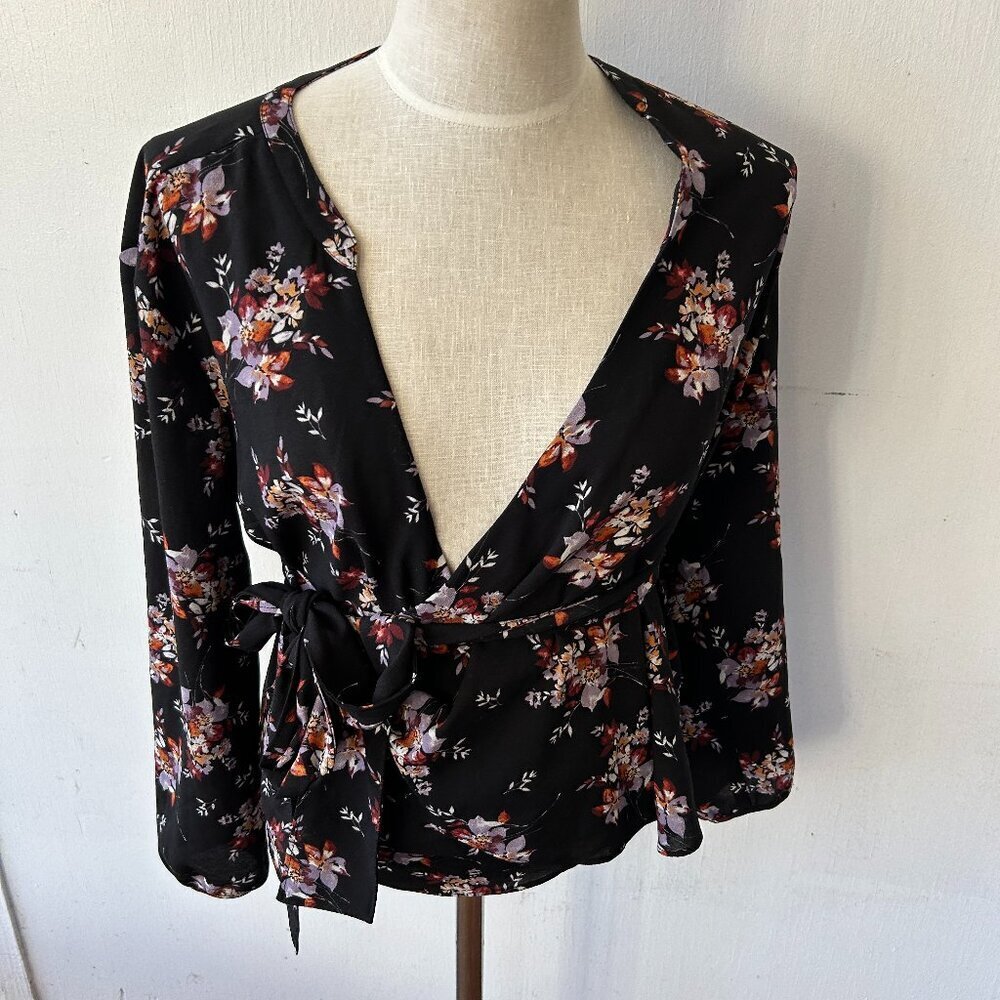 1. State Wrap Blouse Womens Small Black Floral Dark Fairy Coquette Fairy Grunge